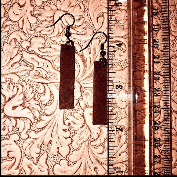 NATURAL LEATHER BAR EARRINGS BROWN LONG NEW HANDMA - Picture 4 of 4